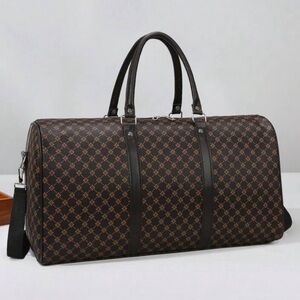 Elegant Black and Brown bag